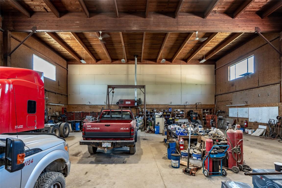 









1420


Northwest

Boulevard,
Creston,




BC
V0G 1B6

