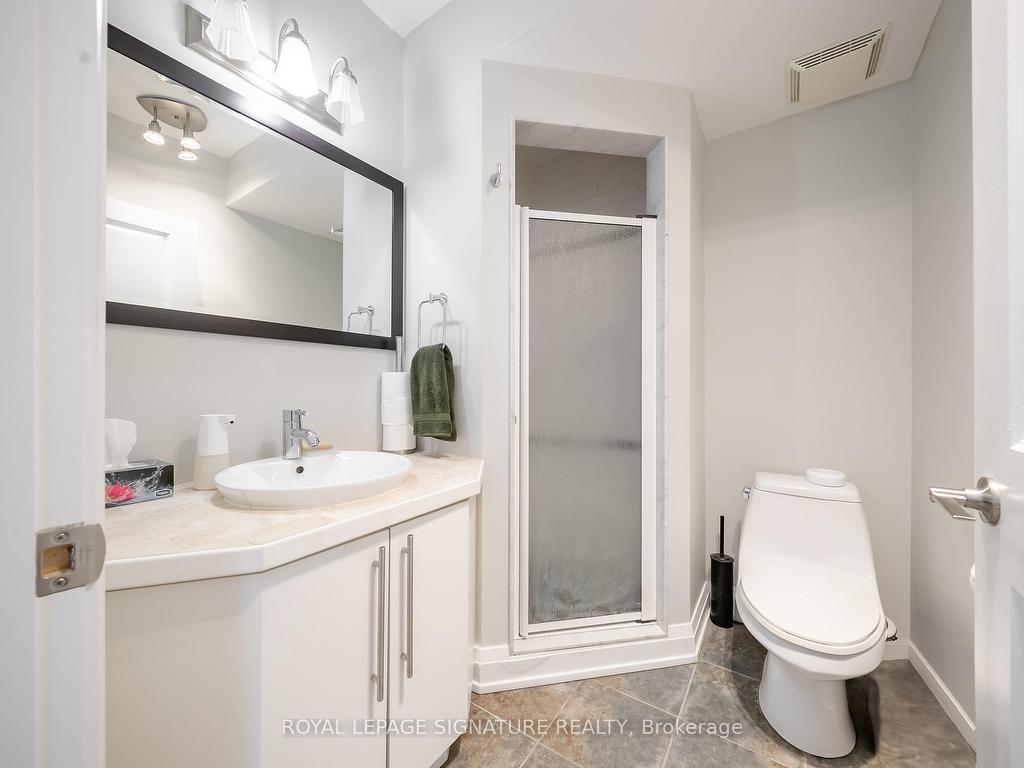 









473


Dupont

Street, 3,
Toronto,




ON
M6G 1Y6

