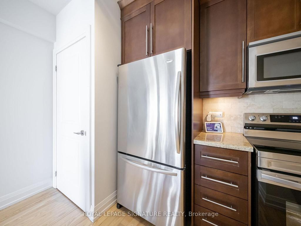 









473


Dupont

Street, 3,
Toronto,




ON
M6G 1Y6

