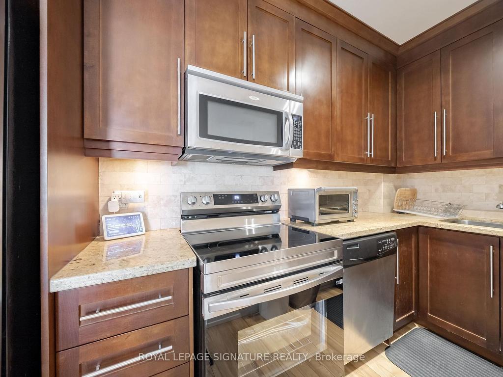 









473


Dupont

Street, 3,
Toronto,




ON
M6G 1Y6

