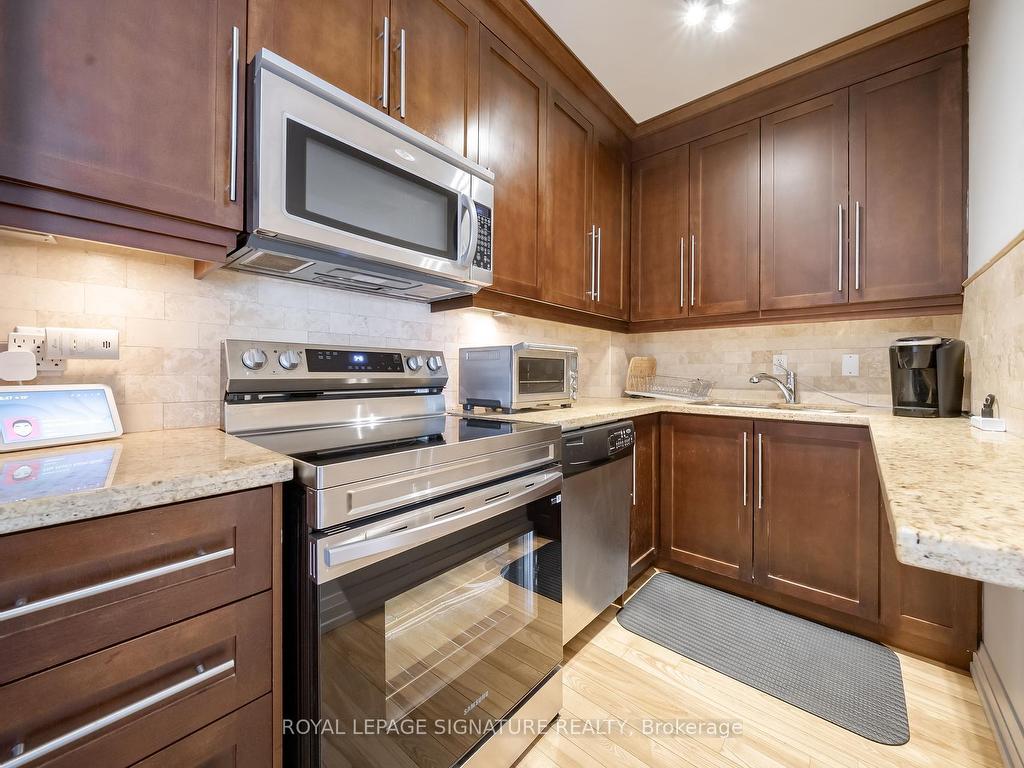 









473


Dupont

Street, 3,
Toronto,




ON
M6G 1Y6

