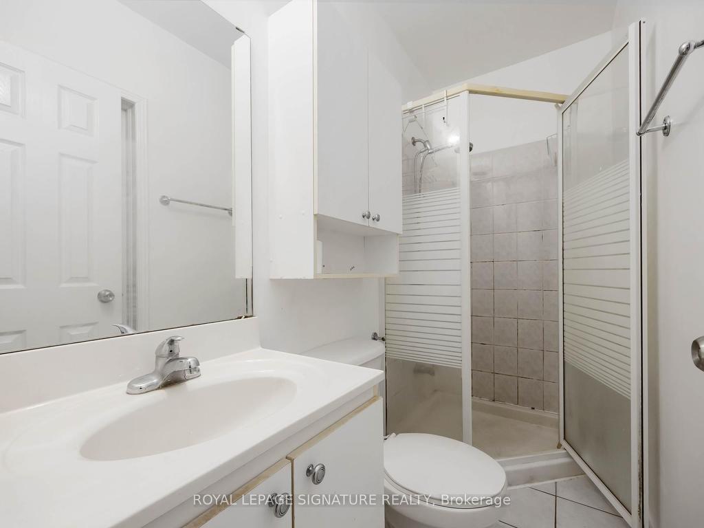 









42


Carr

Street,
Toronto,




ON
M5T 1B5

