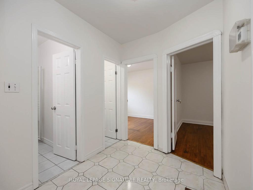 









42


Carr

Street,
Toronto,




ON
M5T 1B5

