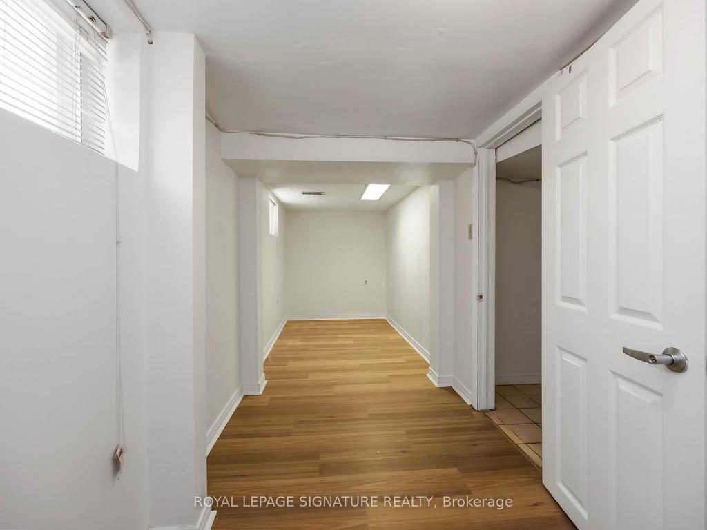 









42


Carr

Street,
Toronto,




ON
M5T 1B5

