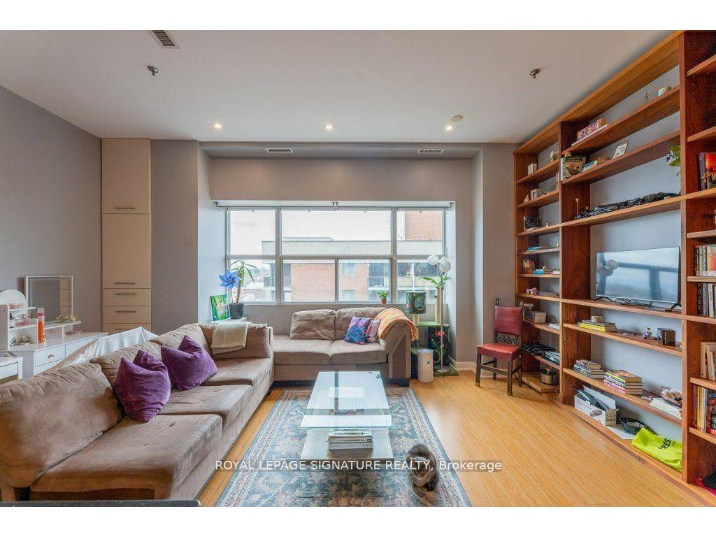 









700


King

Street West, 801,
Toronto,




ON
M5V 2Y6

