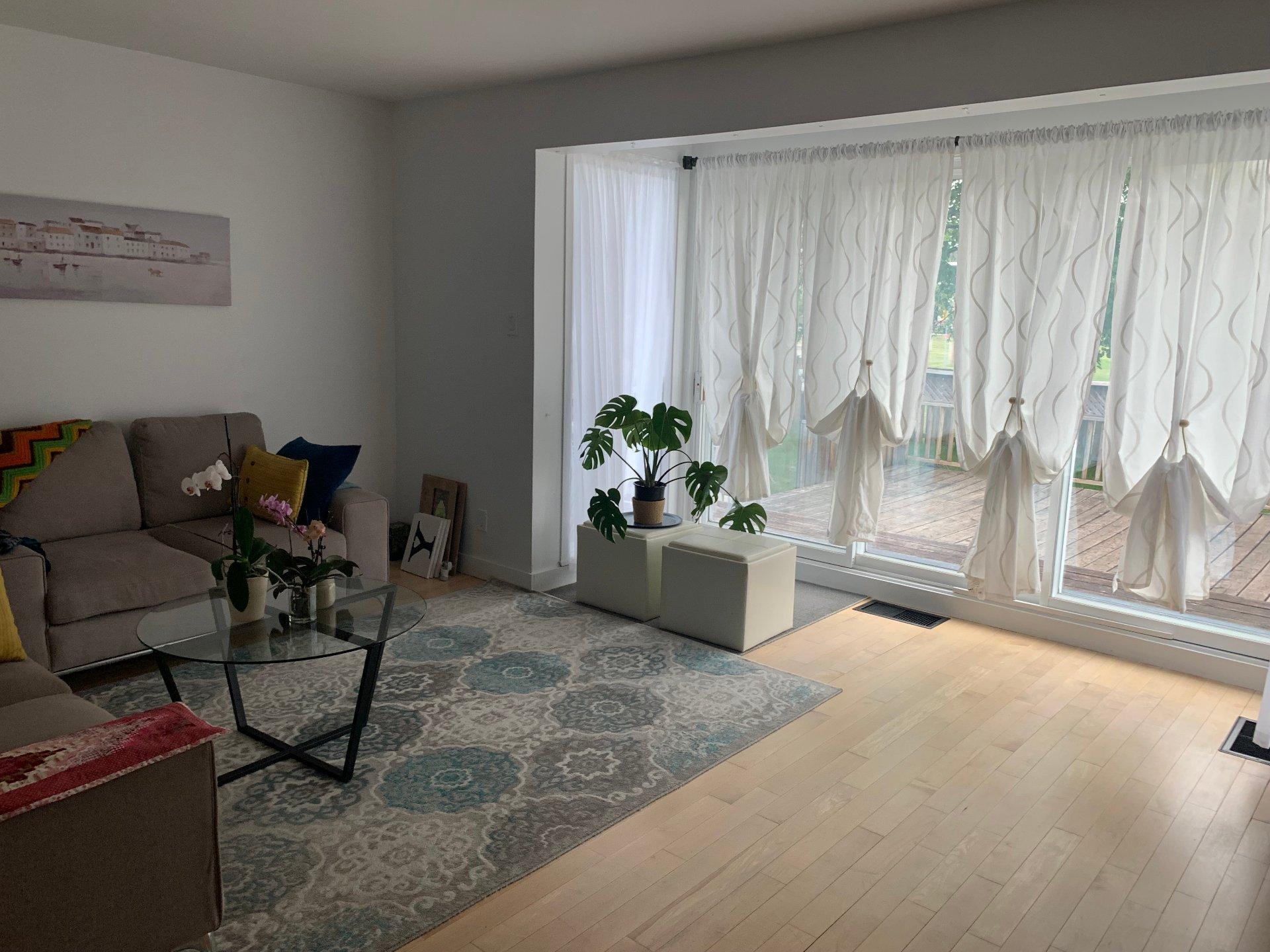 









638


Rue Giasson

,
Sept-Îles,




QC
G4R4M8

