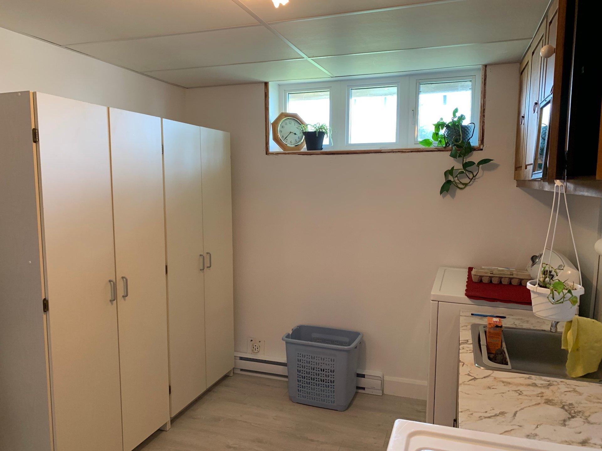 









638


Rue Giasson

,
Sept-Îles,




QC
G4R4M8


