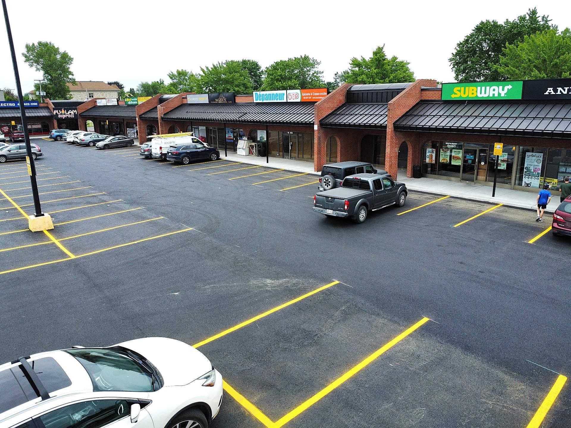 









5555


Boul. des Laurentides

, 13,
Laval (Auteuil),




QC
H7K2K4

