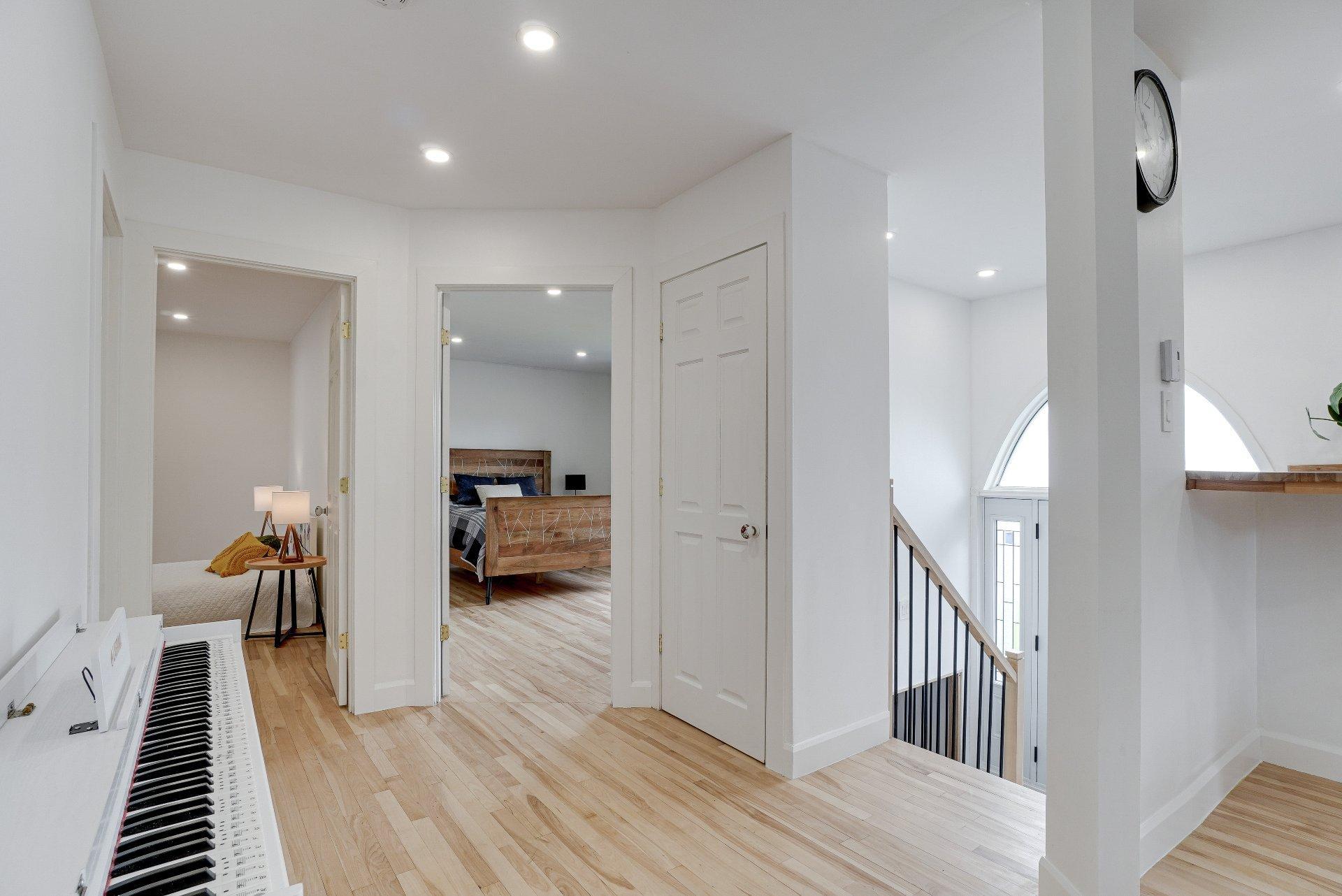 









42


Place Gaulin

,
L'Assomption,




QC
J5W1M2

