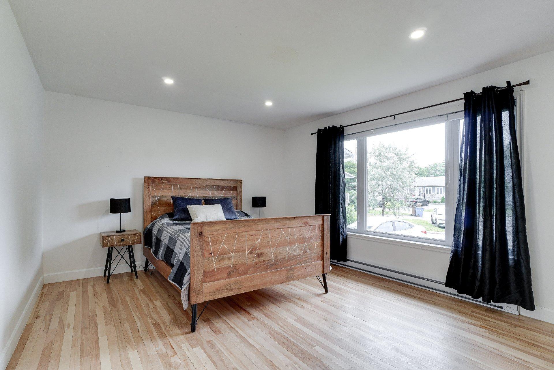 









42


Place Gaulin

,
L'Assomption,




QC
J5W1M2

