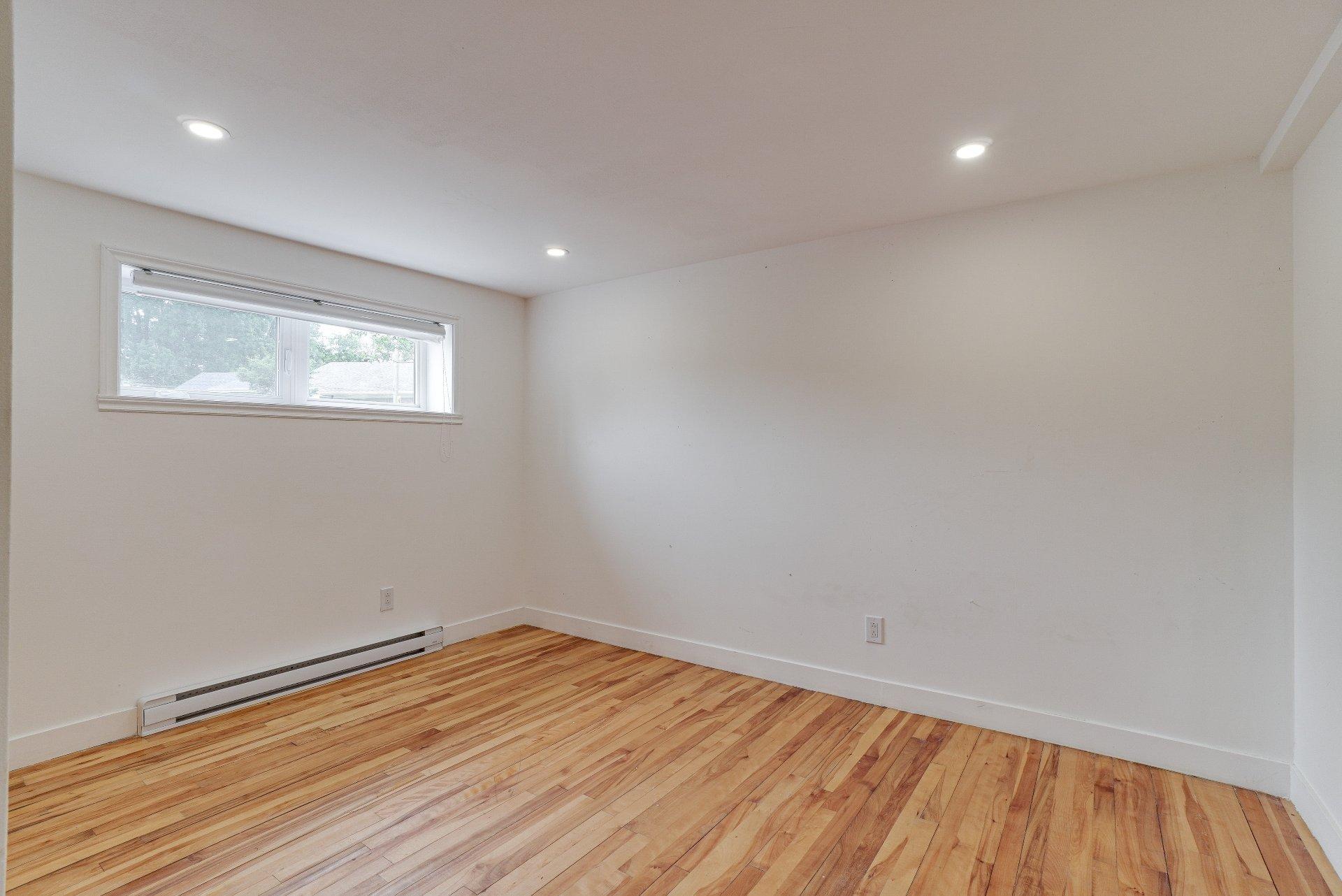 









42


Place Gaulin

,
L'Assomption,




QC
J5W1M2

