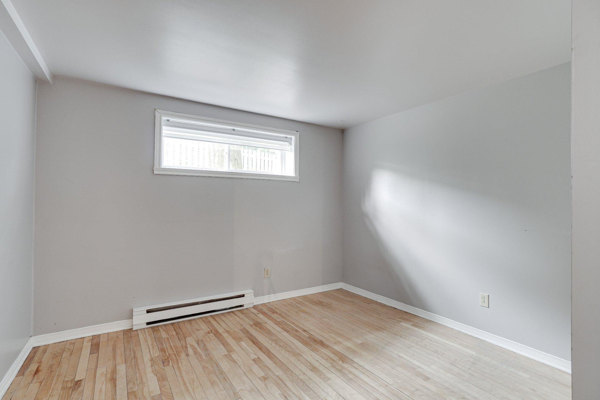 









42


Place Gaulin

,
L'Assomption,




QC
J5W1M2

