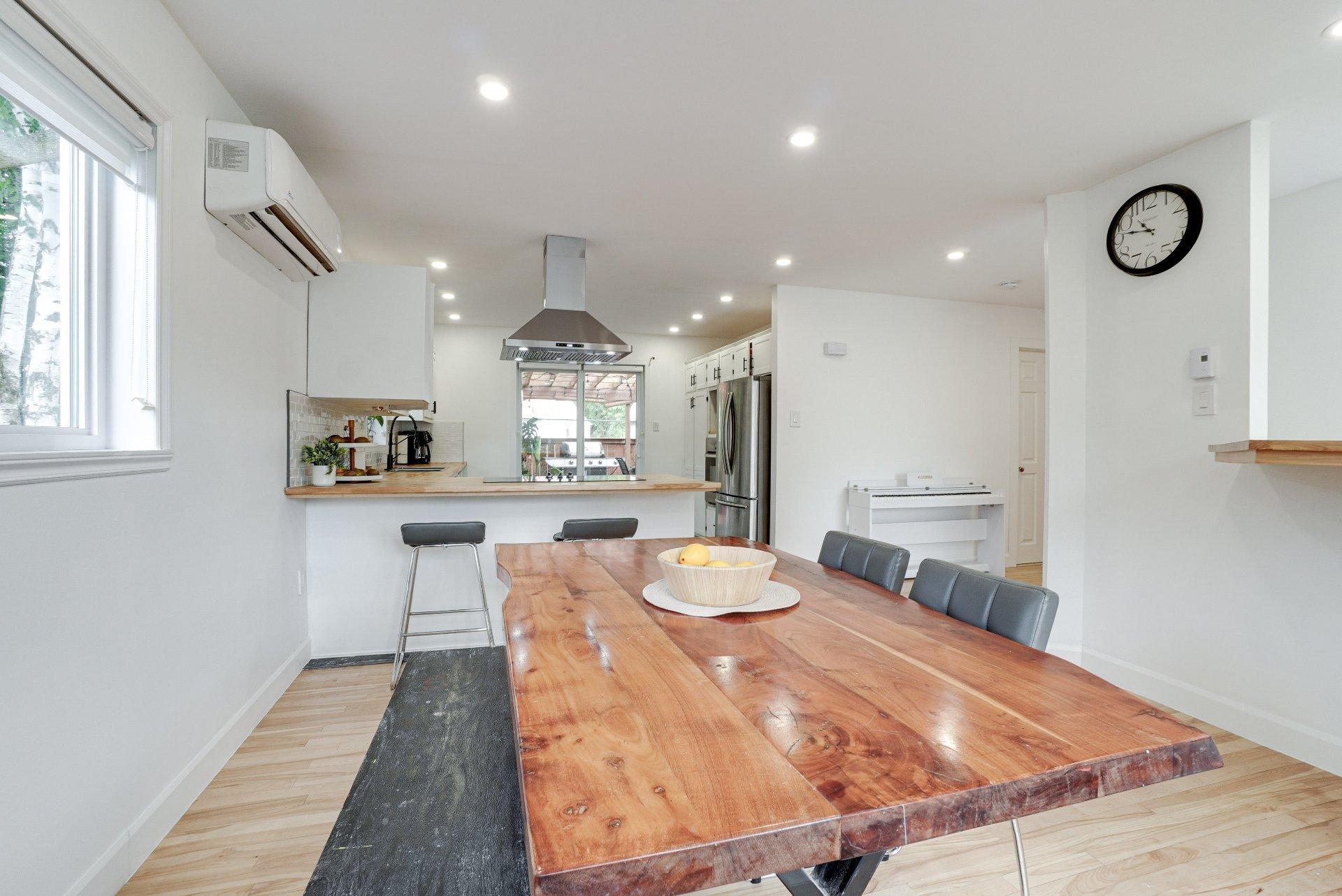 









42


Place Gaulin

,
L'Assomption,




QC
J5W1M2


