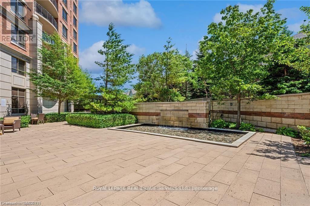 












801 - 2391 CENTRAL PARK DRIVE

,
Oakville (RO River Oaks),




Ontario
L6H0E4

