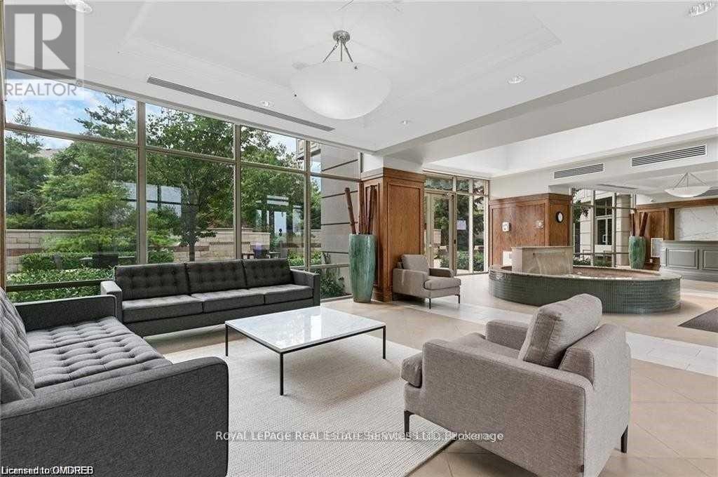 












801 - 2391 CENTRAL PARK DRIVE

,
Oakville (RO River Oaks),




Ontario
L6H0E4

