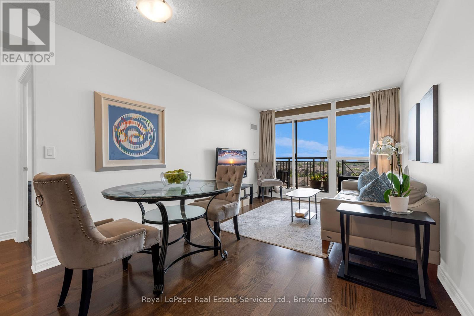 












801 - 2391 CENTRAL PARK DRIVE

,
Oakville (RO River Oaks),




Ontario
L6H0E4

