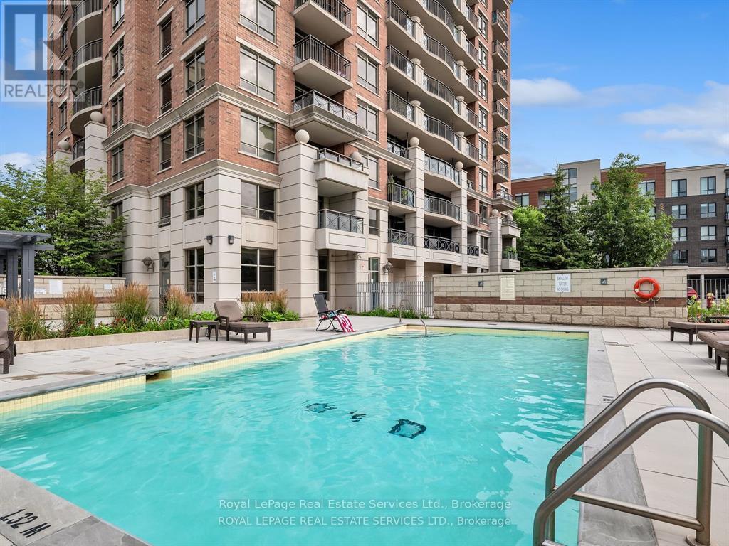 












801 - 2391 CENTRAL PARK DRIVE

,
Oakville (RO River Oaks),




Ontario
L6H0E4

