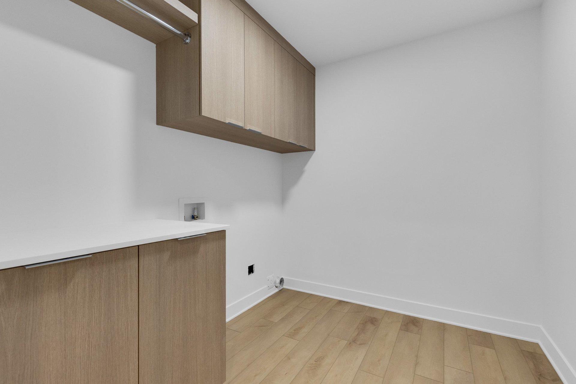 









279A


Rue Principale

,
Saint-Basile-le-Grand,




QC
J3N1J7

