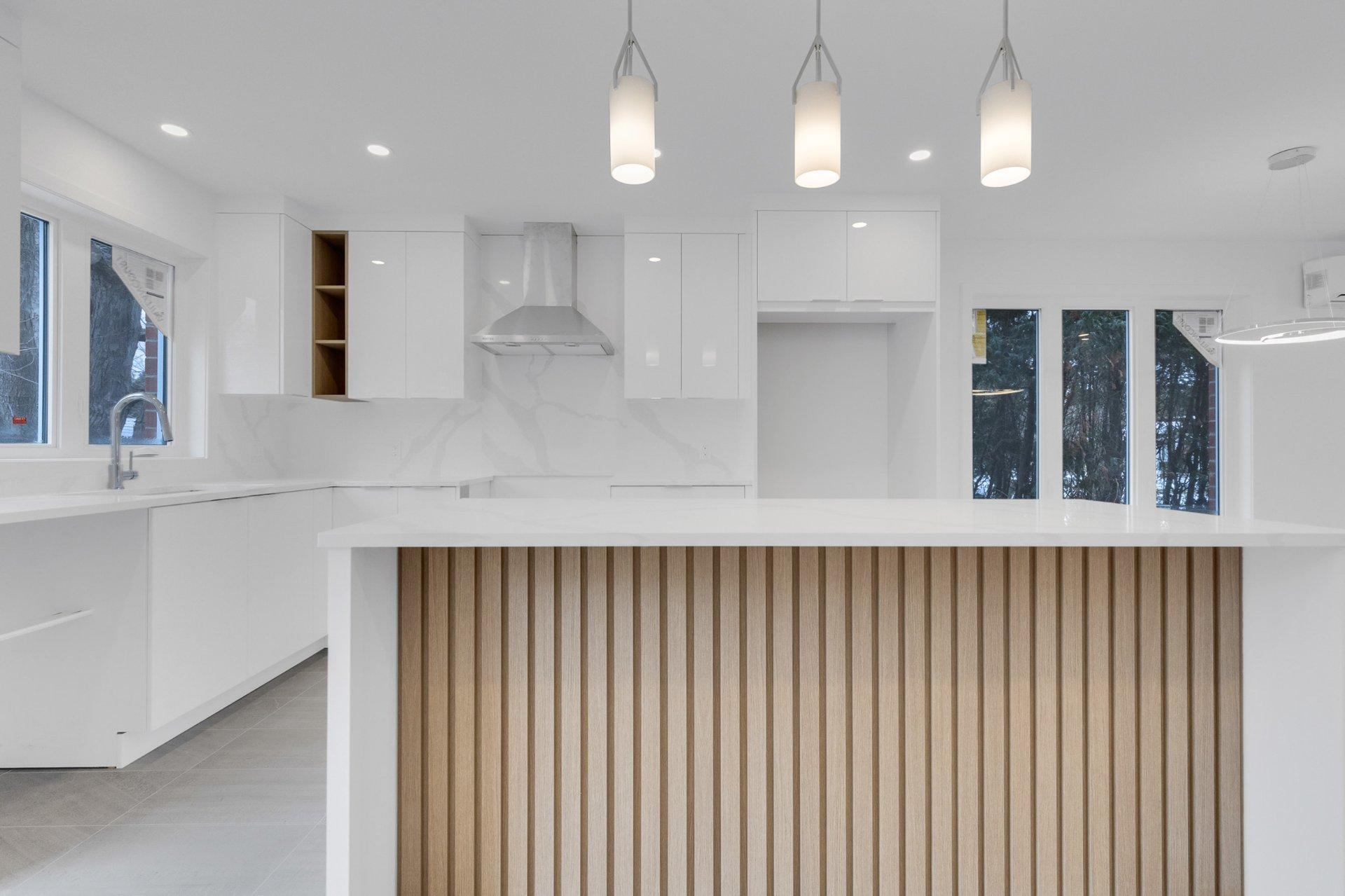 









279A


Rue Principale

,
Saint-Basile-le-Grand,




QC
J3N1J7

