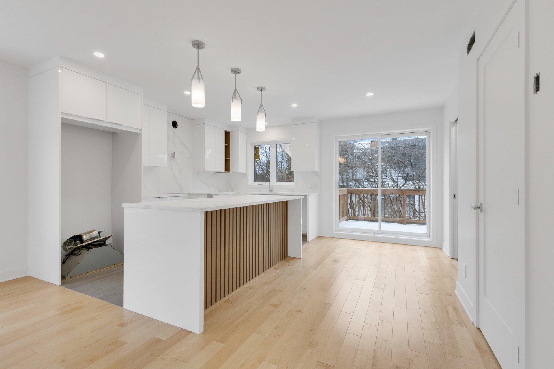 









279A


Rue Principale

,
Saint-Basile-le-Grand,




QC
J3N1J7

