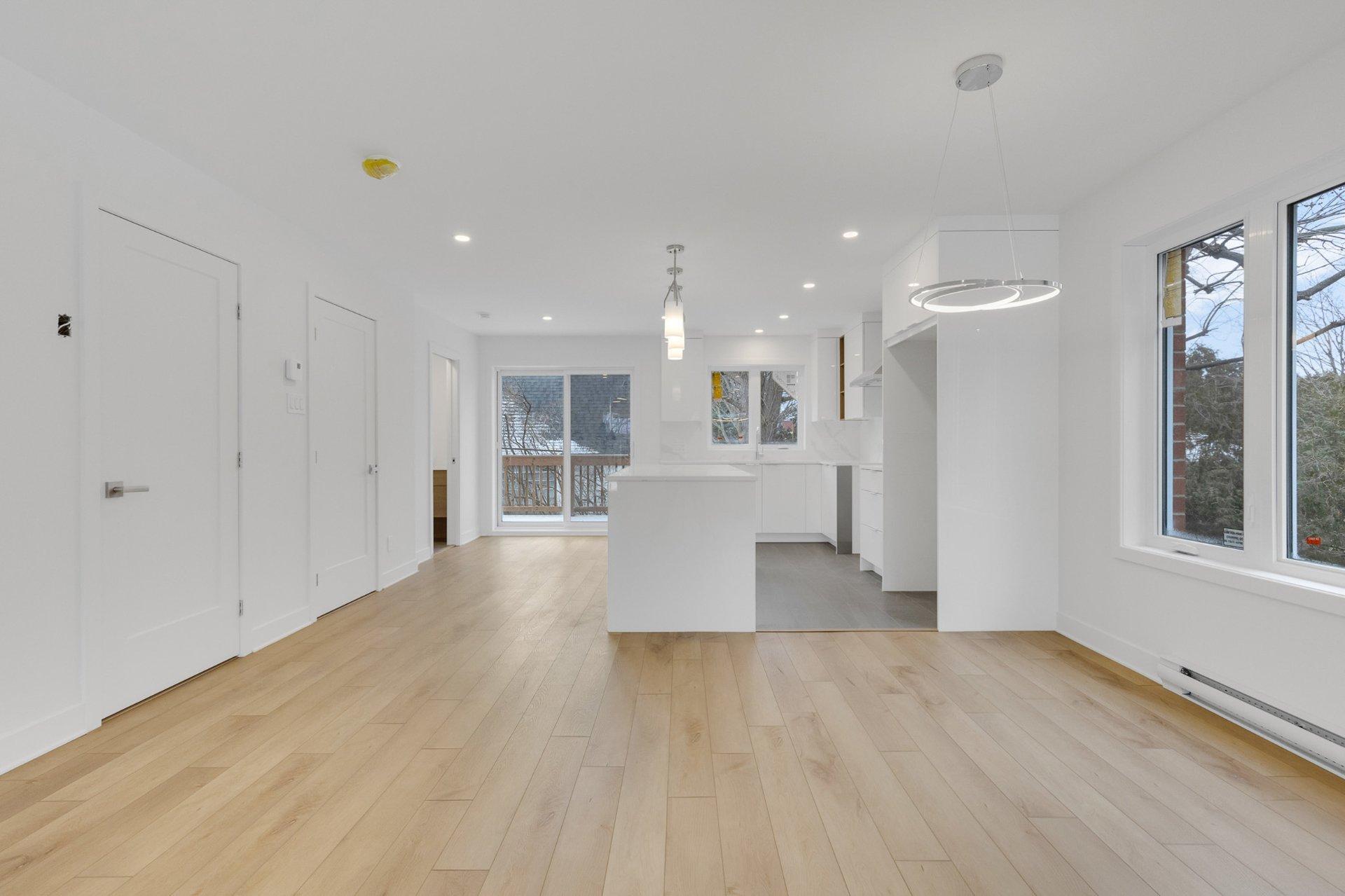 









279A


Rue Principale

,
Saint-Basile-le-Grand,




QC
J3N1J7


