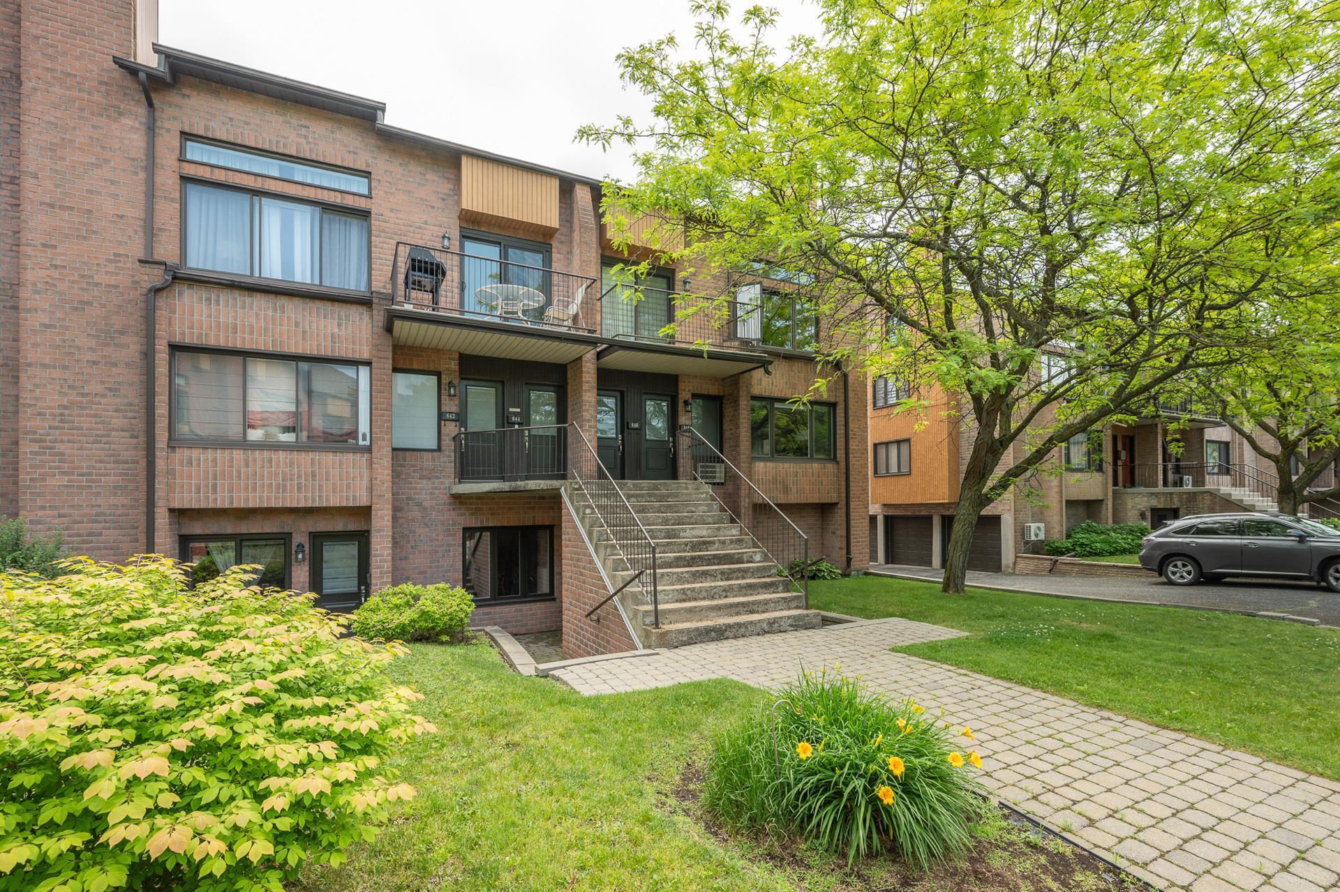 









646


Place Schumann

,
Brossard,




QC
J4X2N4

