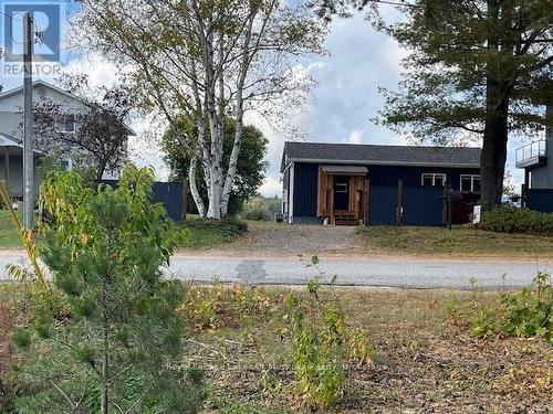 Front view, (bigger than it looks)