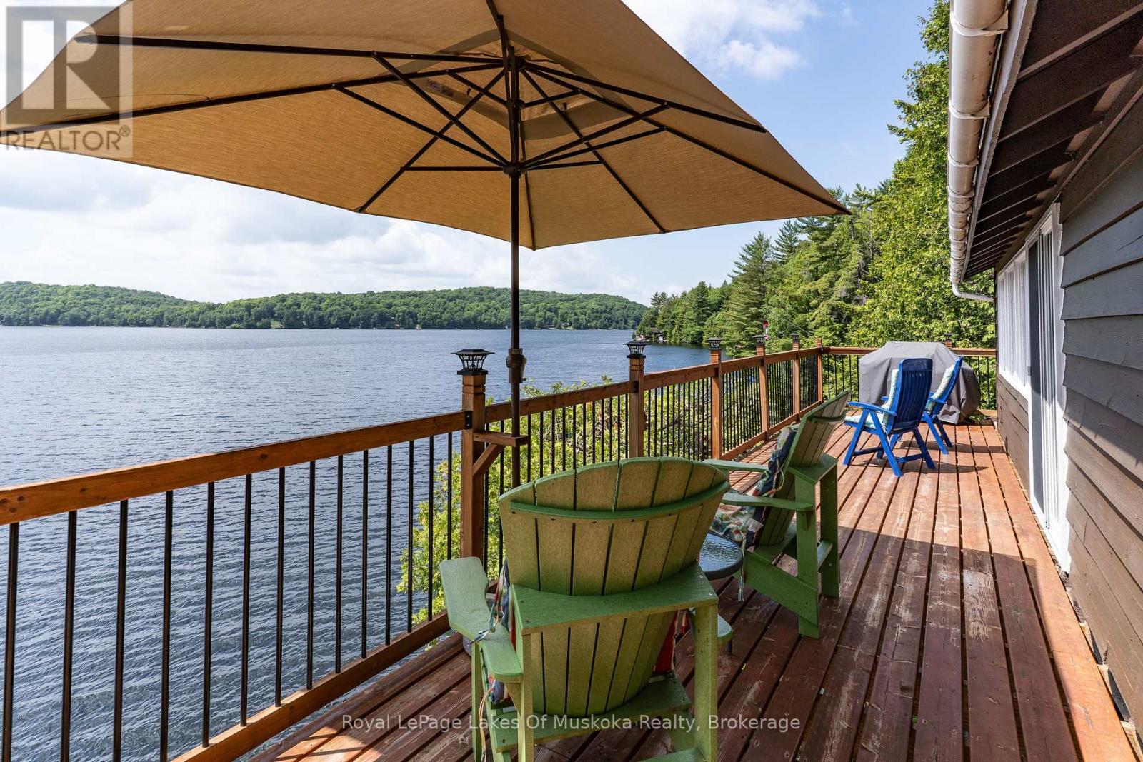 












19325 KAWAGAMA NORTH SHORE

,
Algonquin Highlands (McClintock),




Ontario
P0A1E0

