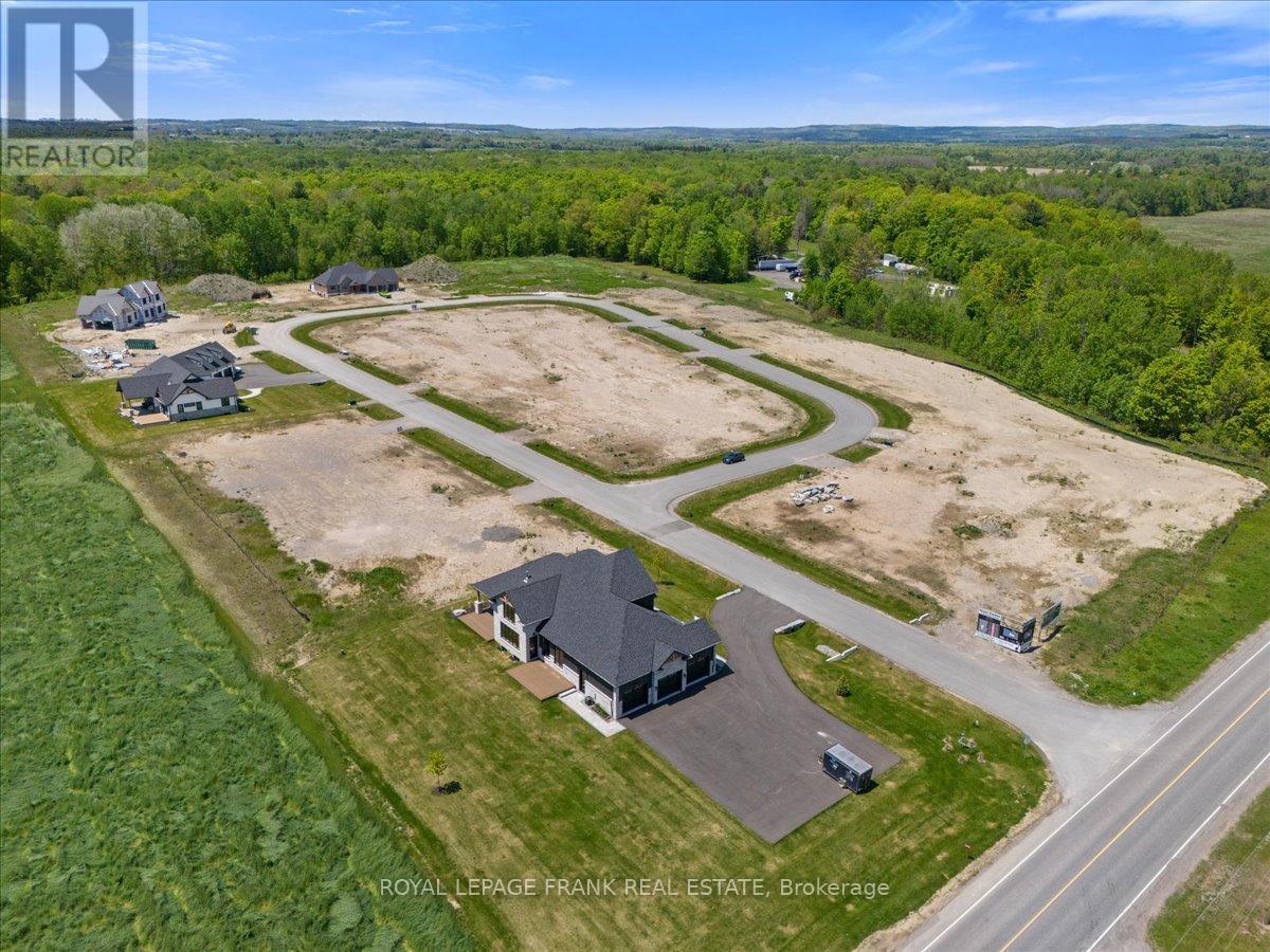 












5422 WINFIELD DRIVE

,
Port Hope,




Ontario
L1A0G1

