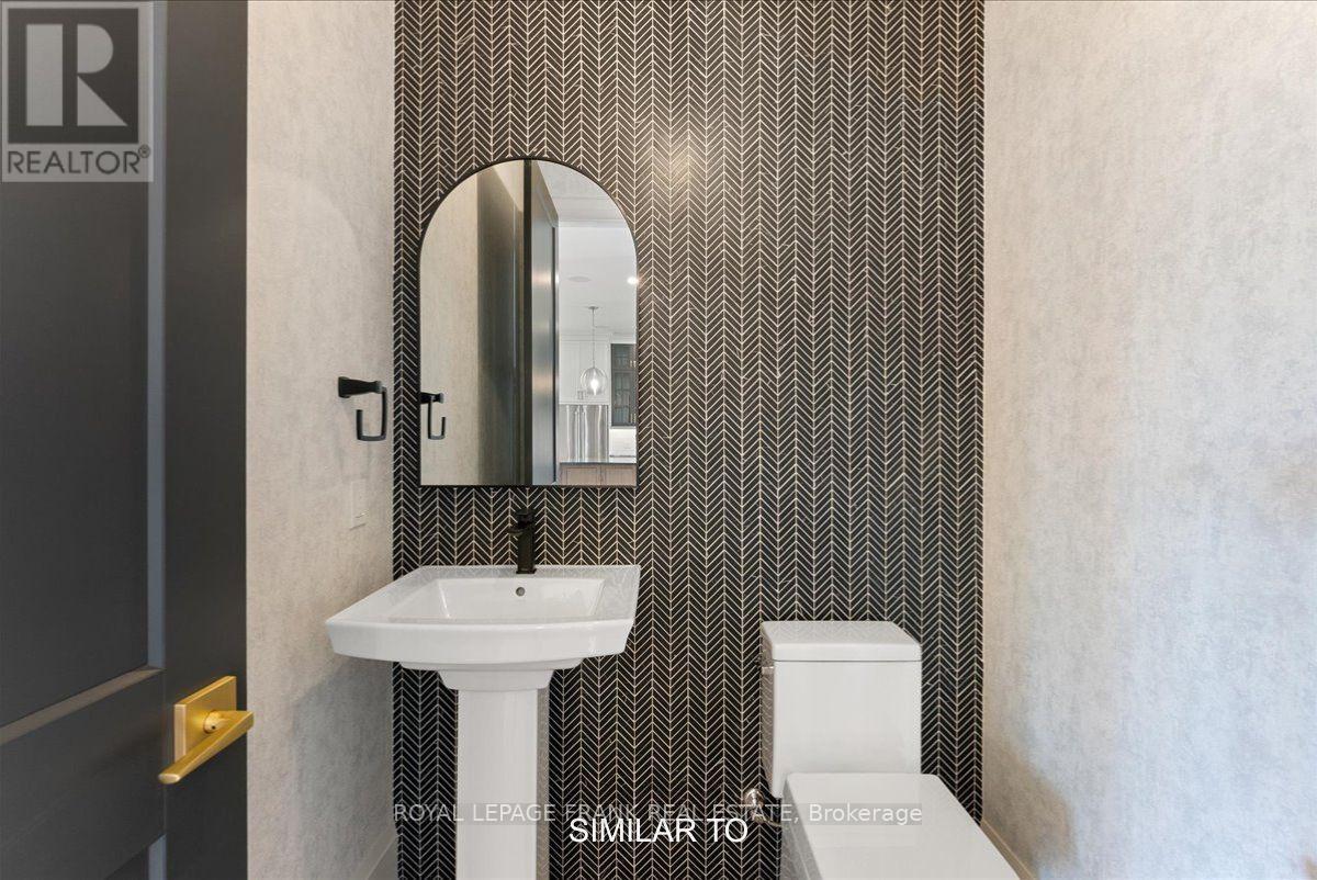 












5422 WINFIELD DRIVE

,
Port Hope,




Ontario
L1A0G1

