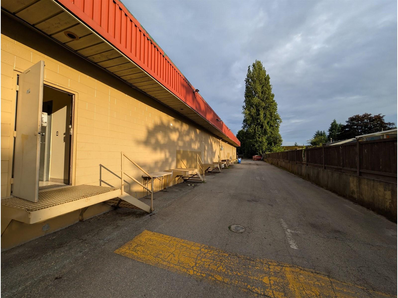 












11170 84 AVENUE

,
Delta,




British Columbia
V3W0A6

