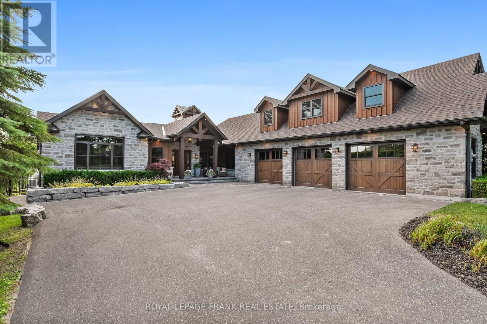 












257 STEPHENSON POINT ROAD

,
Scugog (Port Perry),




Ontario
L9L1B4

