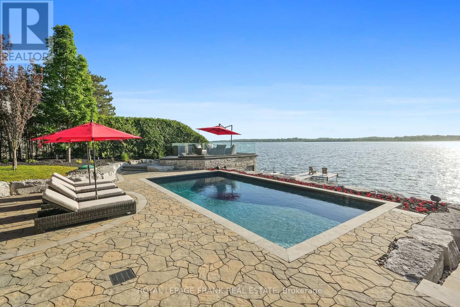 












257 STEPHENSON POINT ROAD

,
Scugog (Port Perry),




Ontario
L9L1B4

