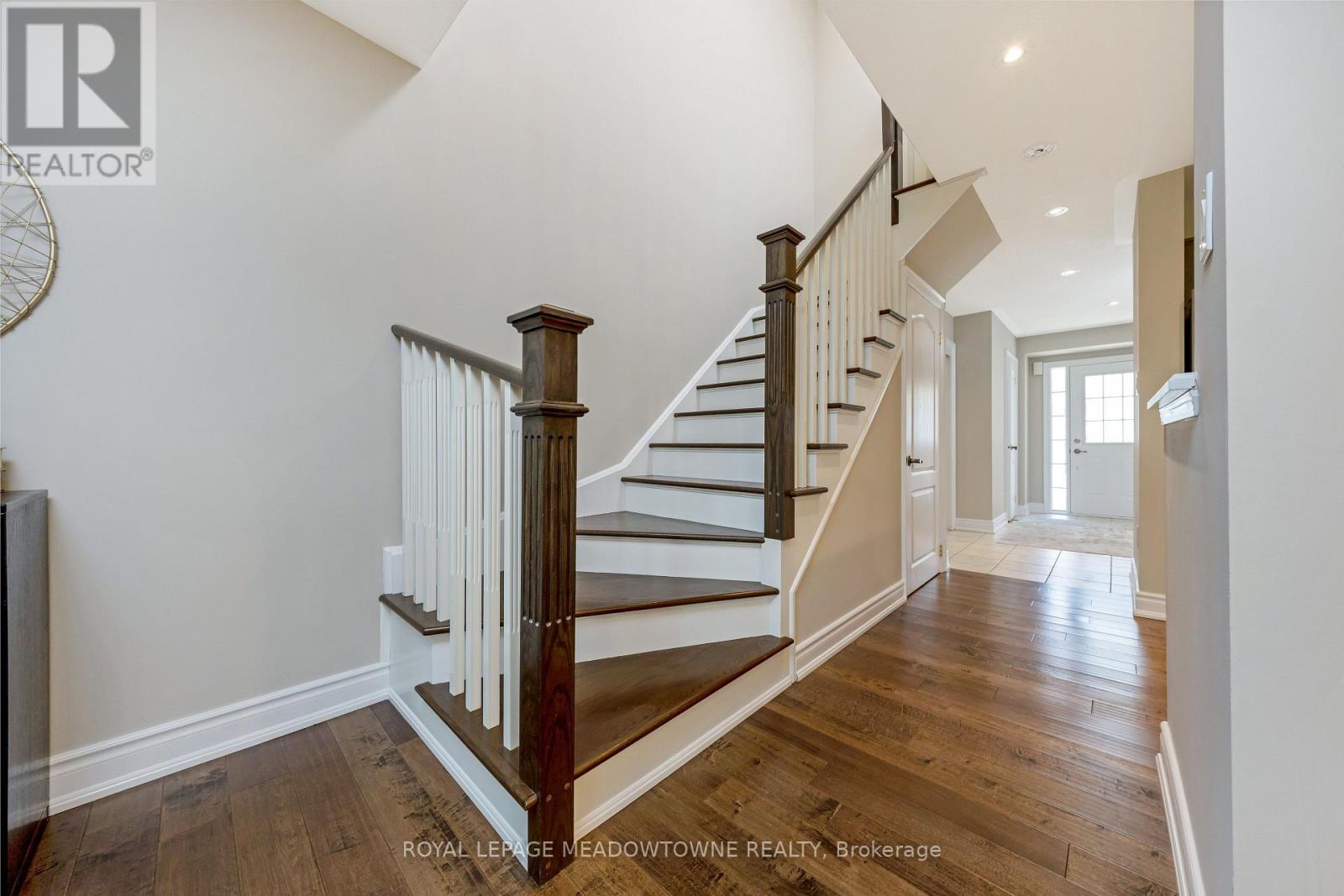 












1345 MENEFY PLACE

,
Milton,




Ontario
L9T7E2

