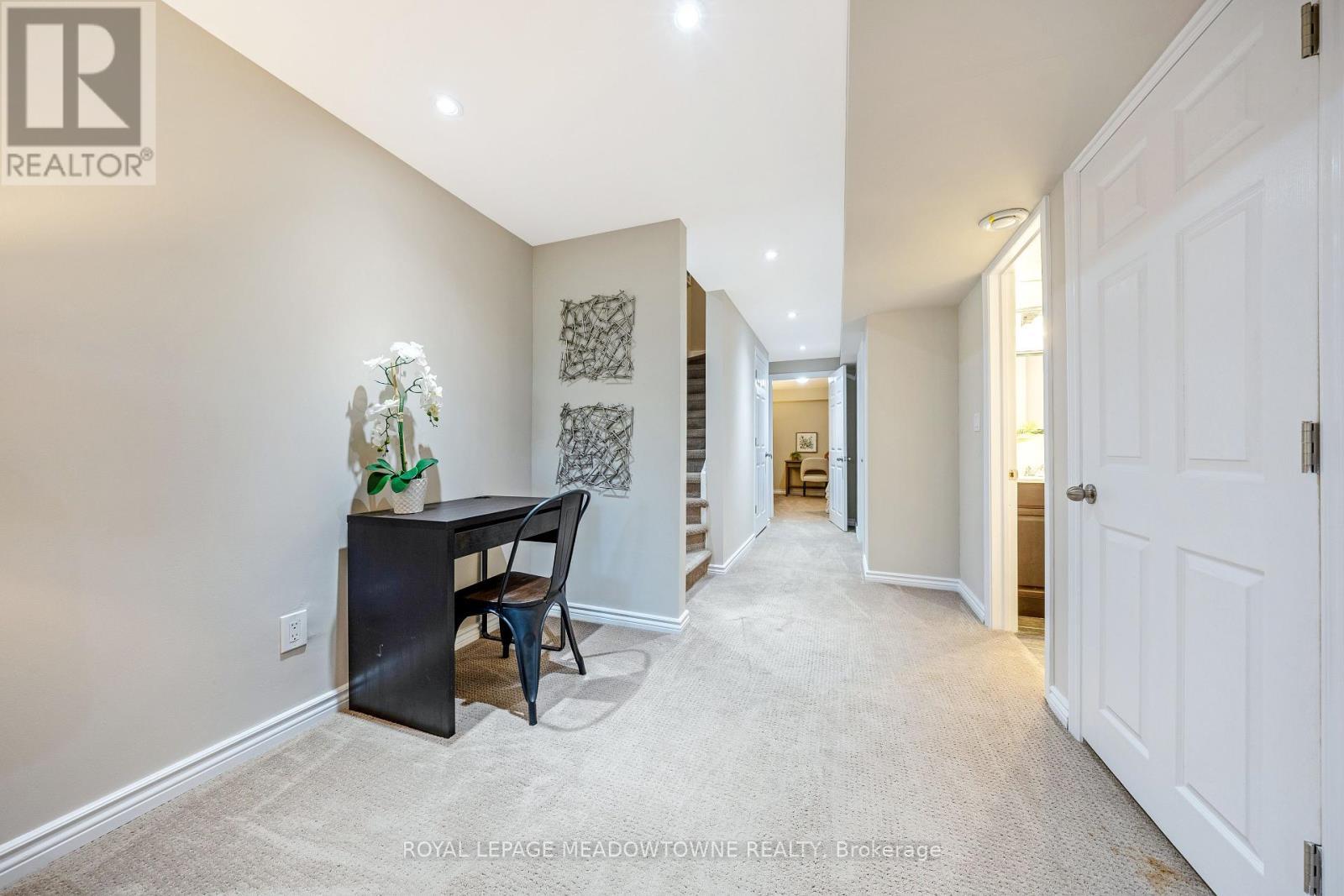 












1345 MENEFY PLACE

,
Milton,




Ontario
L9T7E2

