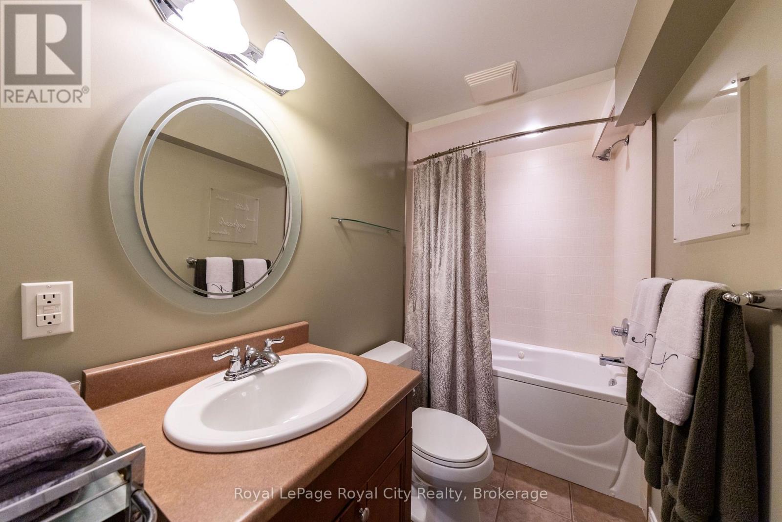 












12 BURKE COURT

,
Guelph (Pineridge/Westminster Woods),




Ontario
N1L1J2

