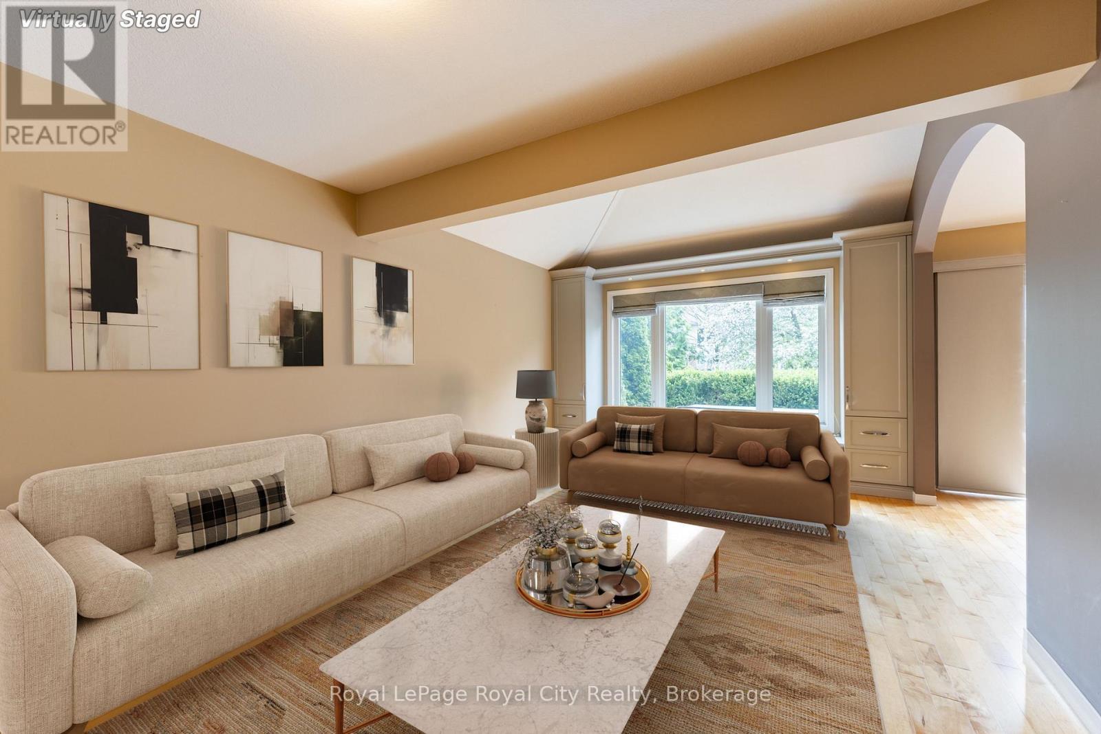 












12 BURKE COURT

,
Guelph (Pineridge/Westminster Woods),




Ontario
N1L1J2


