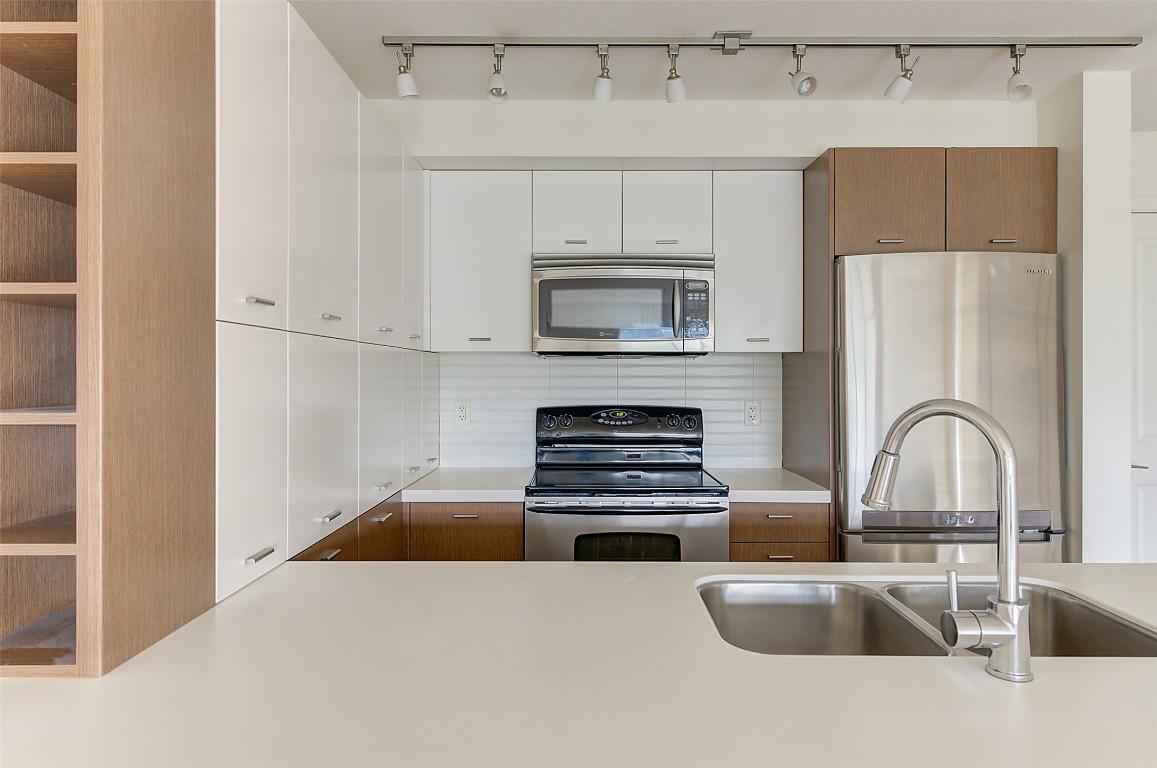 









1550


Dickson

Avenue, 303,
Kelowna,




BC
V1Y 9Y8

