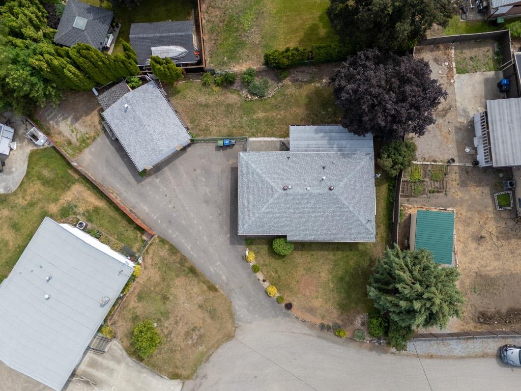 









405


Macaden

Court,
Kelowna,




BC
V1X 2V1

