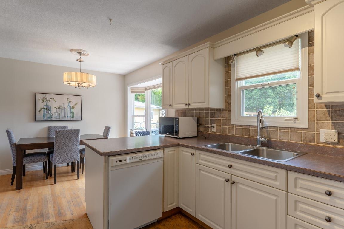 









405


Macaden

Court,
Kelowna,




BC
V1X 2V1

