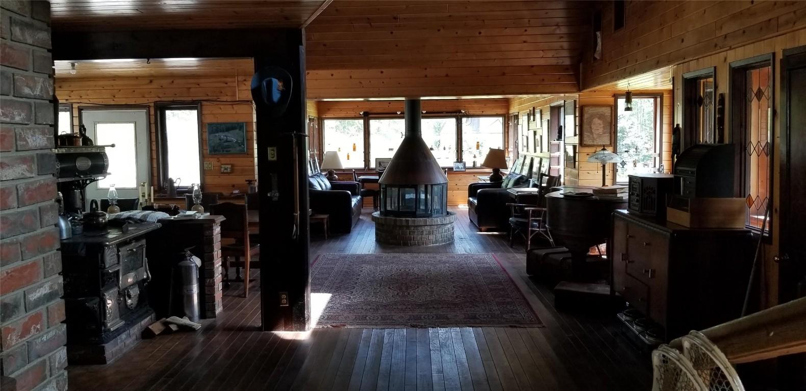 









1377


Collings

Road,
Seymour Arm,




BC
V0E 2V0

