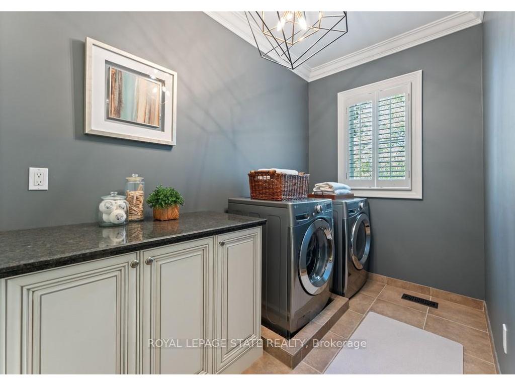 









84


Jerseyville

Road West,
Hamilton,




ON
L9G 1A2

