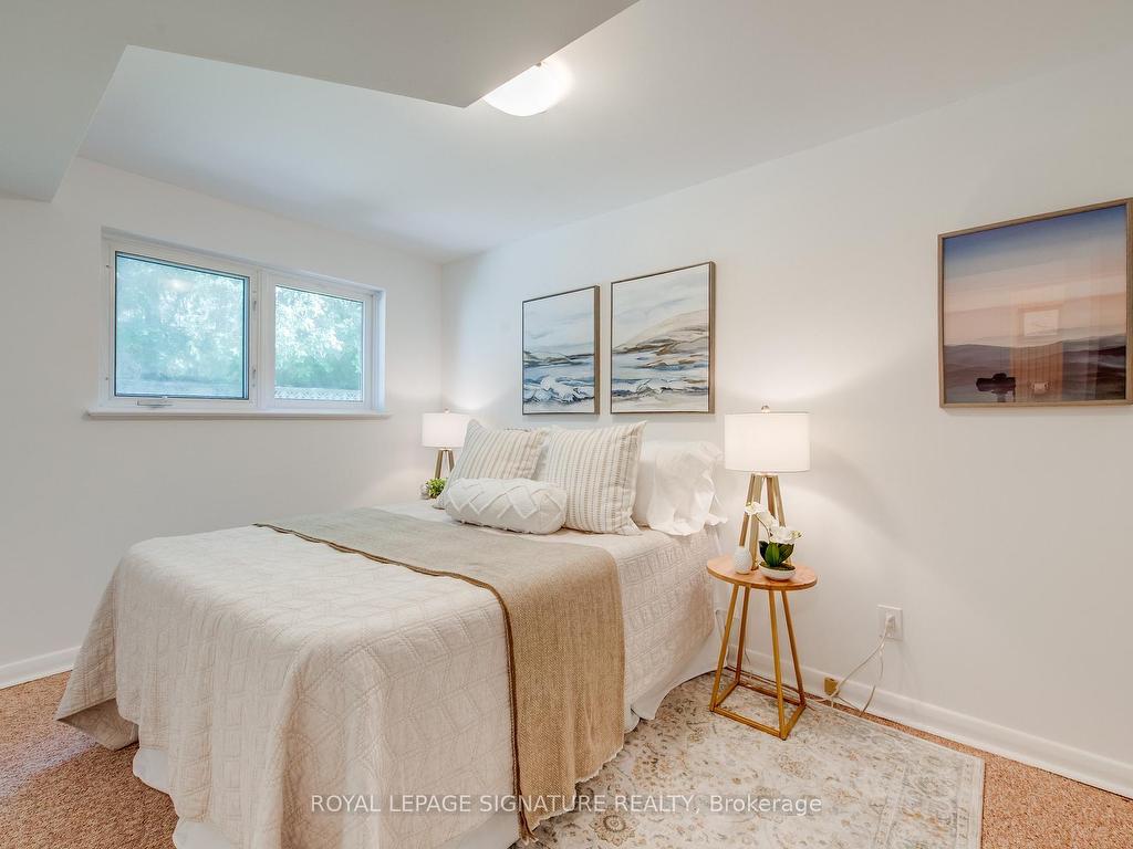 









86


MURELLEN

Crescent,
Toronto,




ON
M4A 2K5

