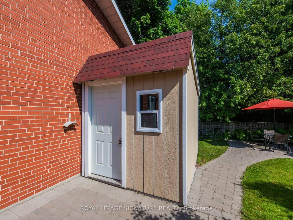 









86


MURELLEN

Crescent,
Toronto,




ON
M4A 2K5

