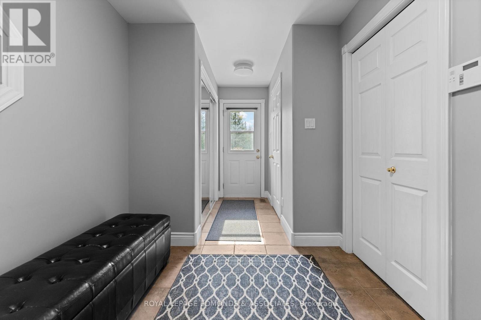 












50 BLUE DANUBE WAY

,
Laurentian Valley,




Ontario
K8A6W2

