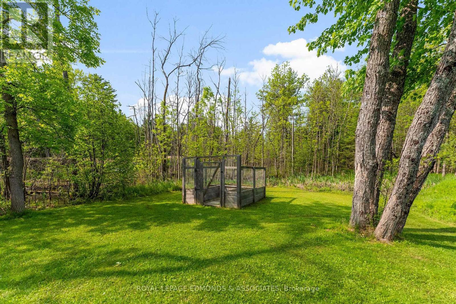 












50 BLUE DANUBE WAY

,
Laurentian Valley,




Ontario
K8A6W2

