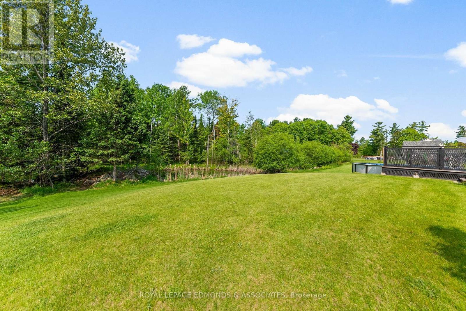 












50 BLUE DANUBE WAY

,
Laurentian Valley,




Ontario
K8A6W2


