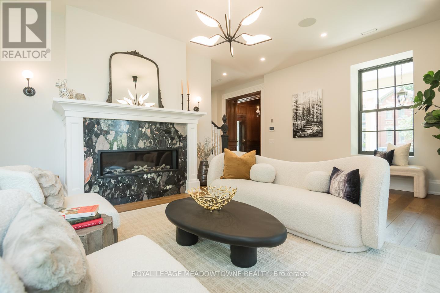












57 VICTORIA STREET

,
Milton,




Ontario
L9T1S6

