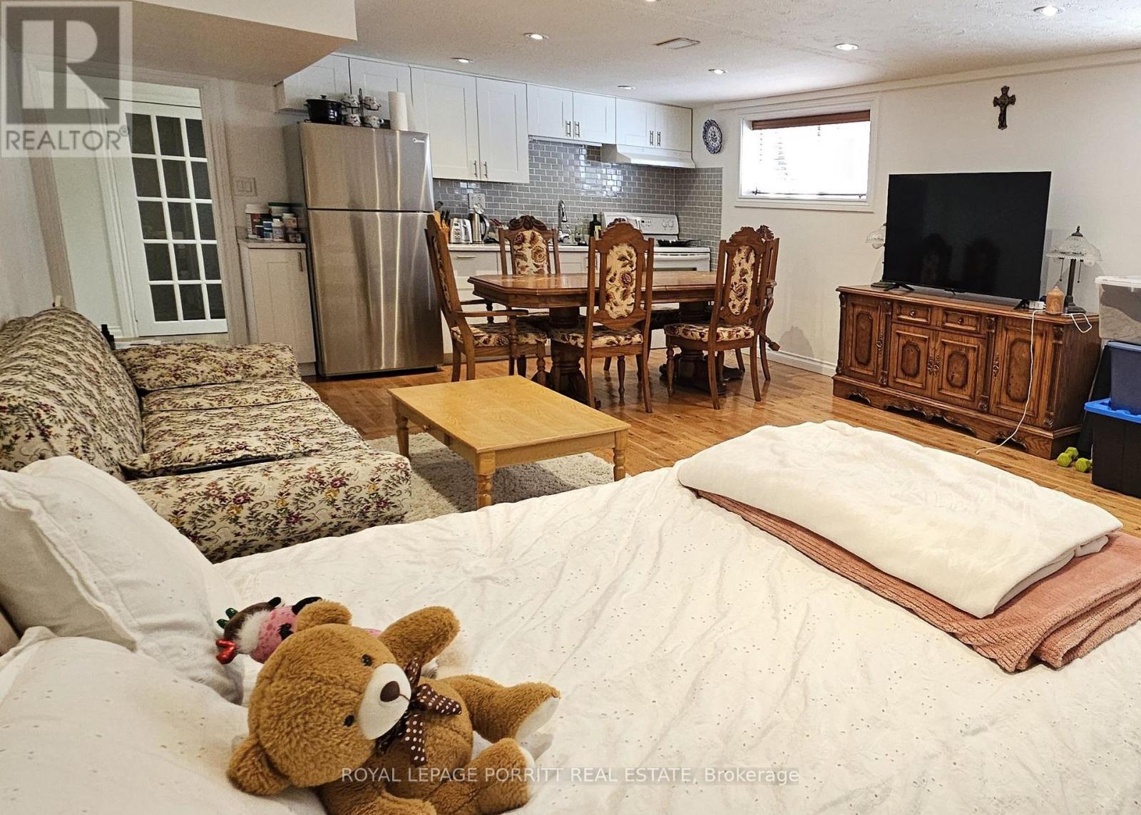 












LOWER - 273 DELTA STREET

,
Toronto,




Ontario
M8W4G1

