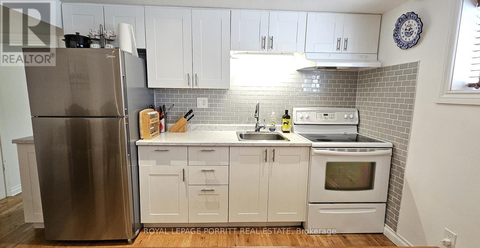 












LOWER - 273 DELTA STREET

,
Toronto,




Ontario
M8W4G1

